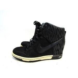 NIKE Sky Hi Dunk Women Sz 6.5 Black Suede Lace Up Hidden Wedge Sneaker